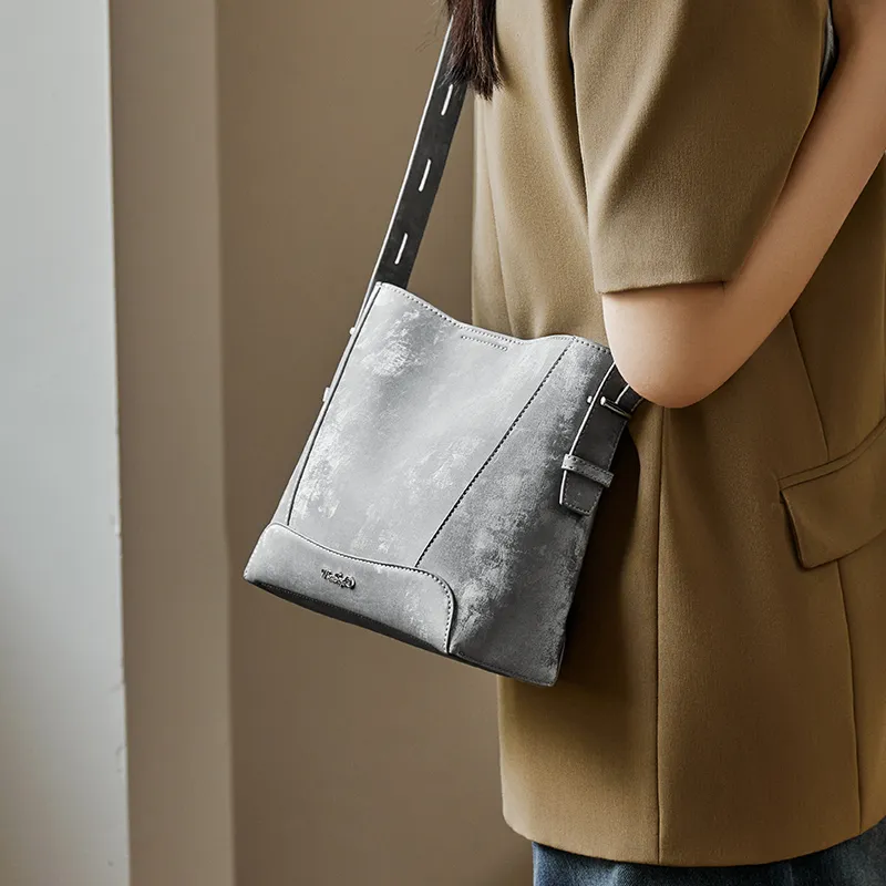 Narandu Cow Leather Bucket Bag, Shoulder Bag, Crossbody Bag Regular Women's Space Silver-5