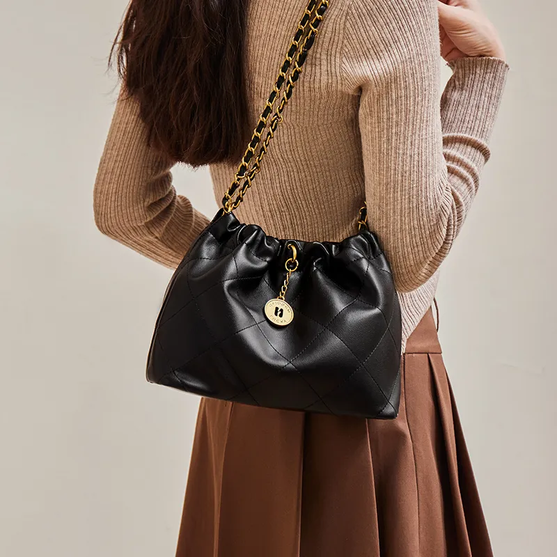 Narandu Cow Leather With Synthetic Leather Chain Bag, Crossbody Bag, Handbag, Shoulder Bag Women's Midnight Black/Ecru-3