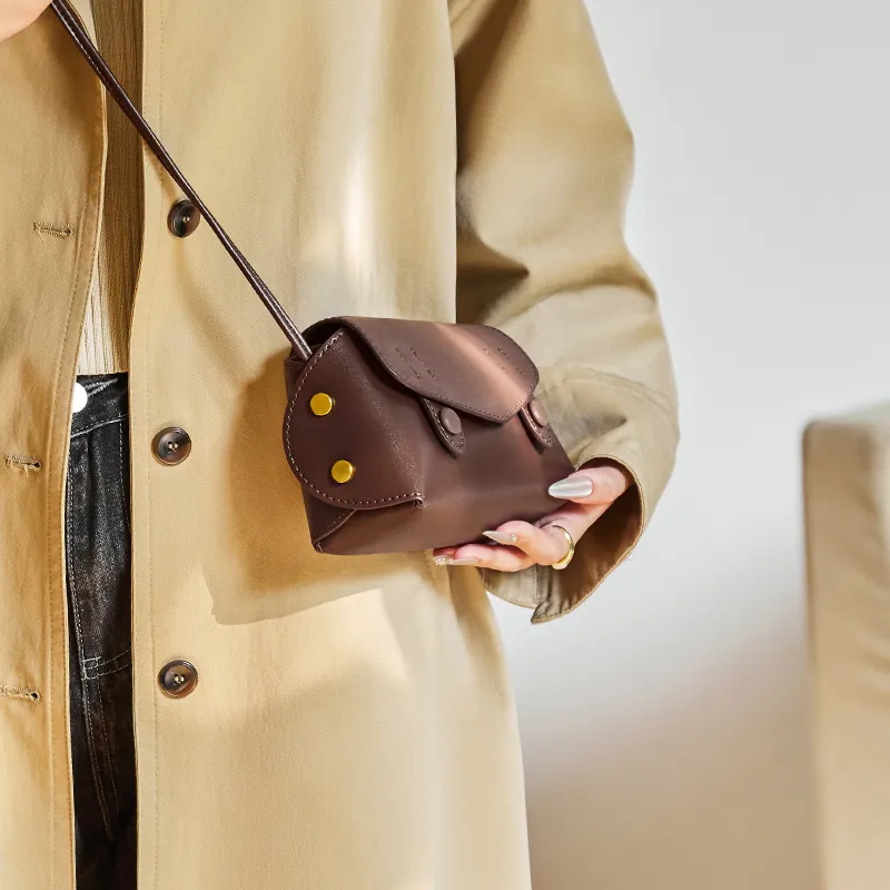 Narandu Synthetic Leather Pillow Bag Crossbody Bag Trumpets Women's Coffee-1