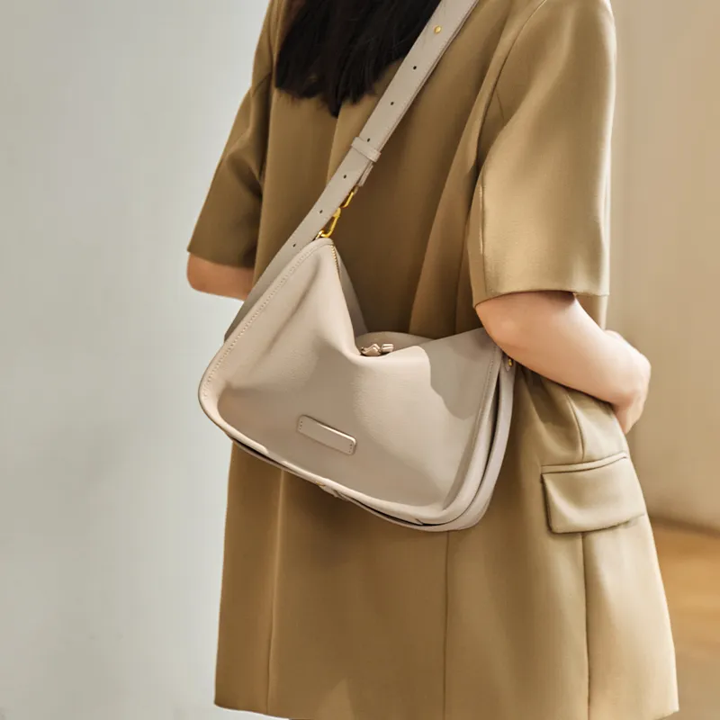 Narandu Cow Leather Shoulder Bag, Pillow Bag, Crossbody Bag, Shoulder Bag Women's Black/Salted Coffee/Cream Apricot-4