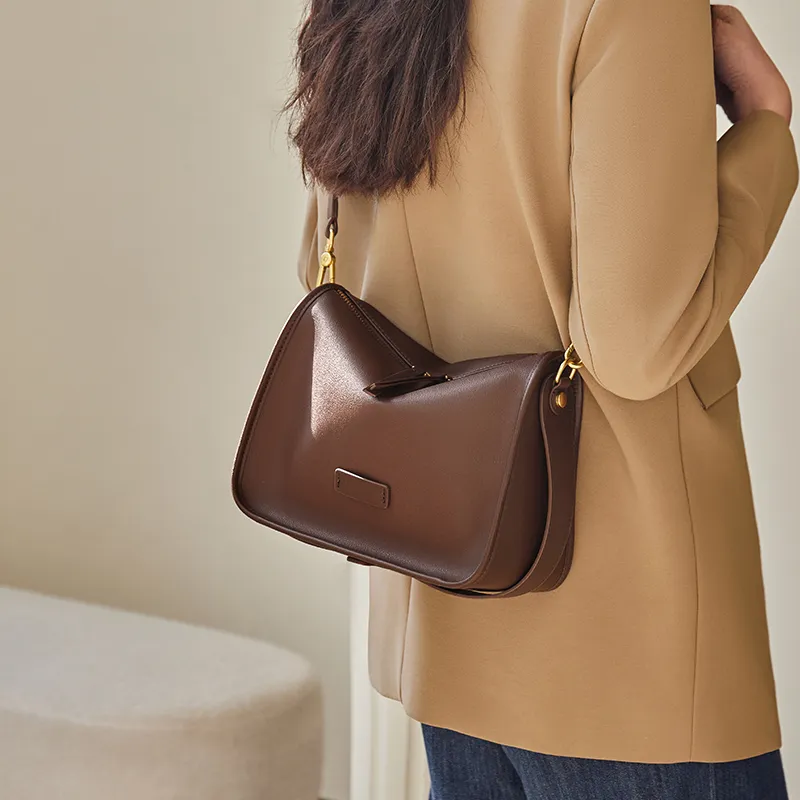 Narandu Cow Leather Shoulder Bag, Pillow Bag, Crossbody Bag, Shoulder Bag Women's Black/Salted Coffee/Cream Apricot-23