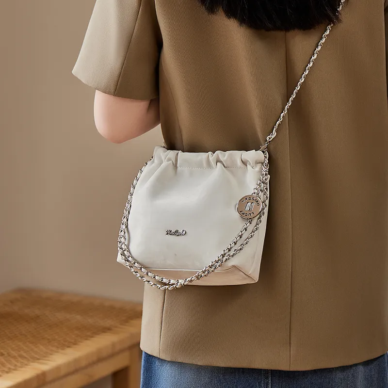 Narandu Crossbody Bags-10