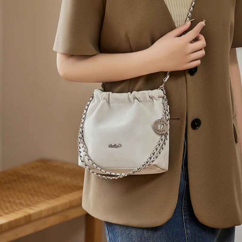 Narandu Crossbody Bags-9