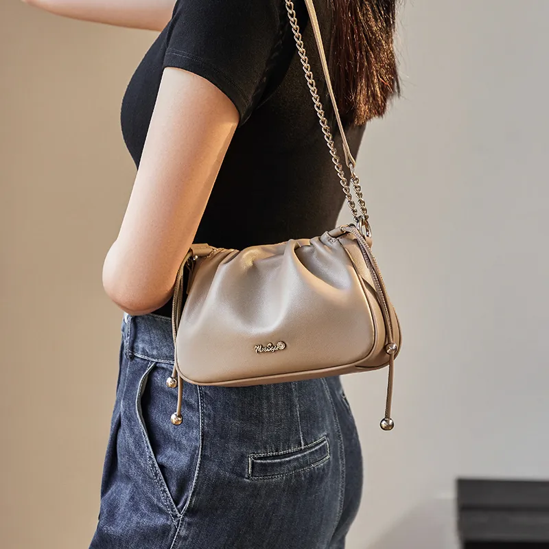 Narandu Cow Leather Shoulder Bag Crossbody Bag Women's Ecru/Oat-7