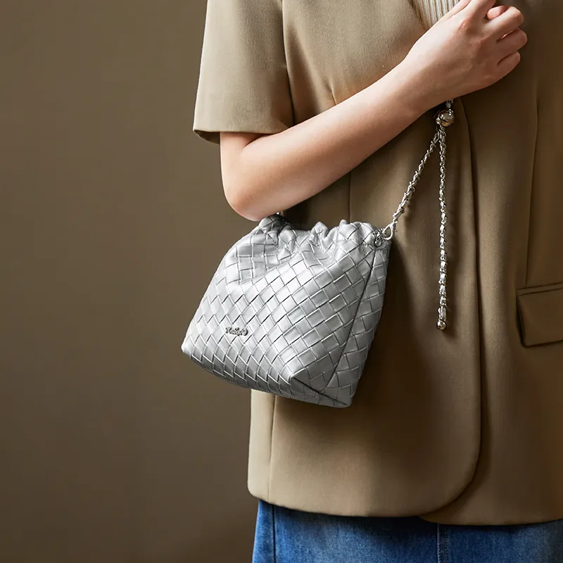 Narandu Crossbody Bags-12