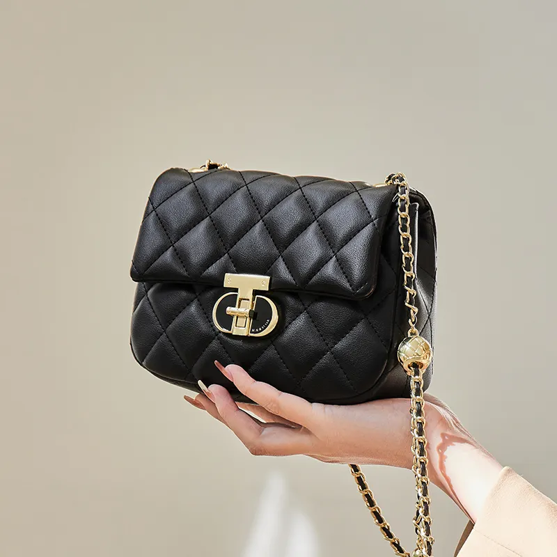 Narandu Cow Leather One Shoulder Chain Bag, Small Square Bag Trumpets Women's Black/Ecru-27