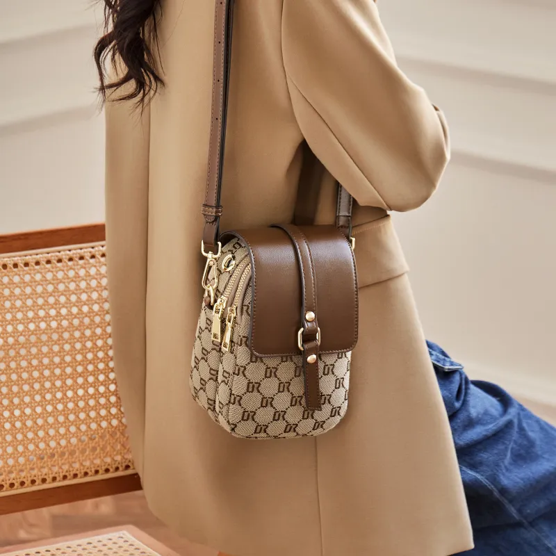 Narandu Fabric With Synthetic Leather Cell Phone Pouch Shoulder Bag Crossbody Bag Small Size Women's Coffee-5