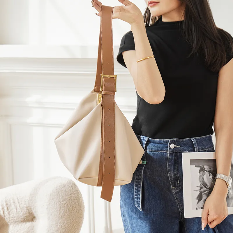 Narandu Shoulder Bags-18