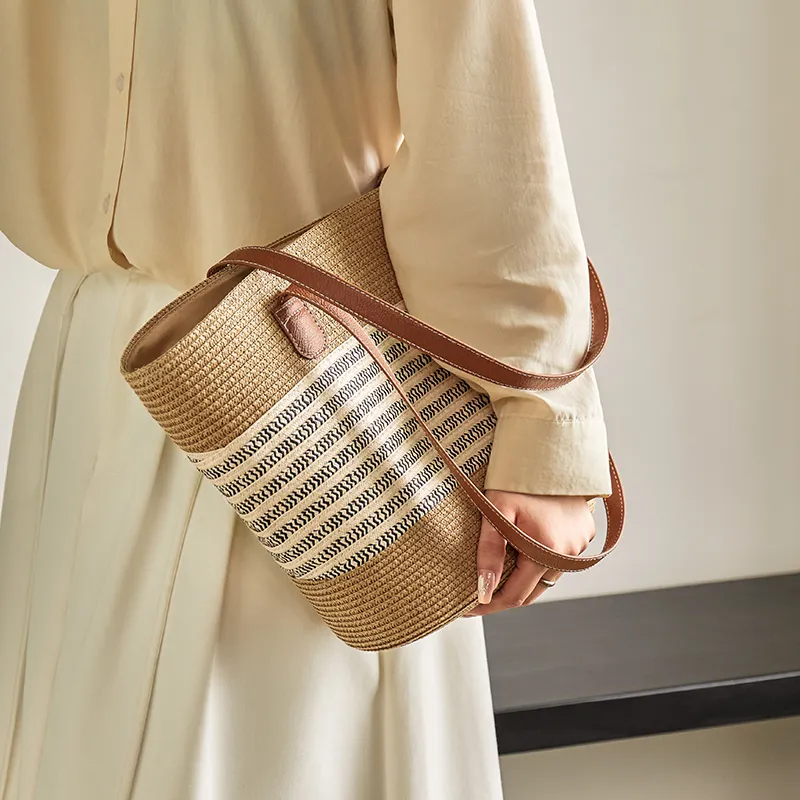 Narandu Fabric, Synthetic Leather Tote Bag, Handbag, Shoulder Bag, Woven Bag Large Size Women's Khaki-1