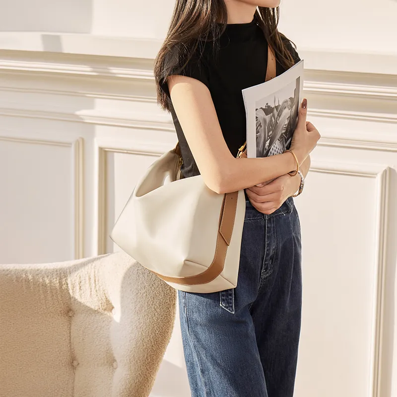 Narandu Shoulder Bags-19