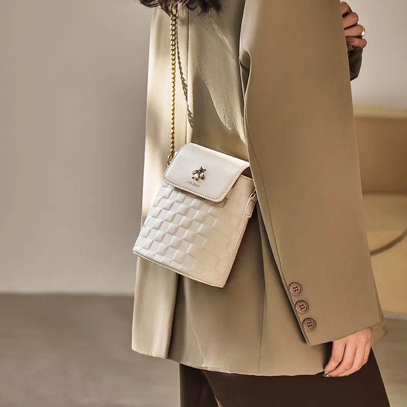 Narandu Top Grain Cow Leather Crossbody Bag Bucket Bag Small Size Women's Ecru/Elephant Gray-1