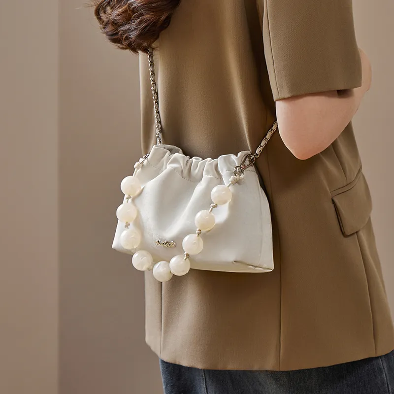 Narandu Shoulder Bags-3