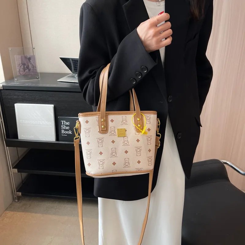 YZUE Handbags-1