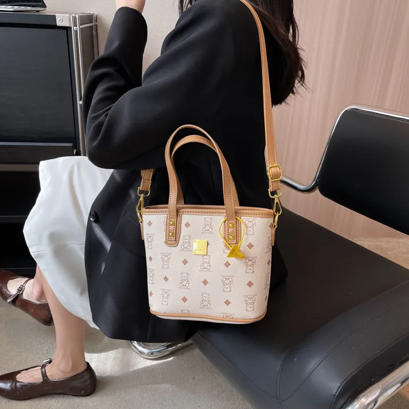 YZUE Handbags-2