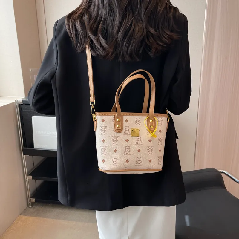 YZUE Handbags-3