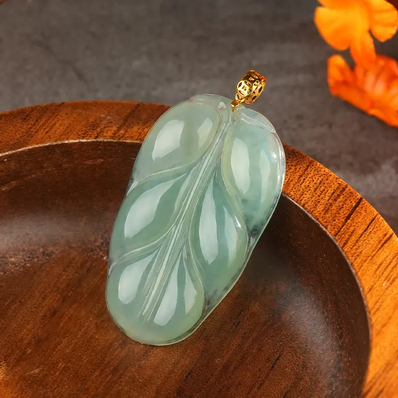 XIAOLIUJADE Ice Glutinous Jadeite Necklaces Unisex-5