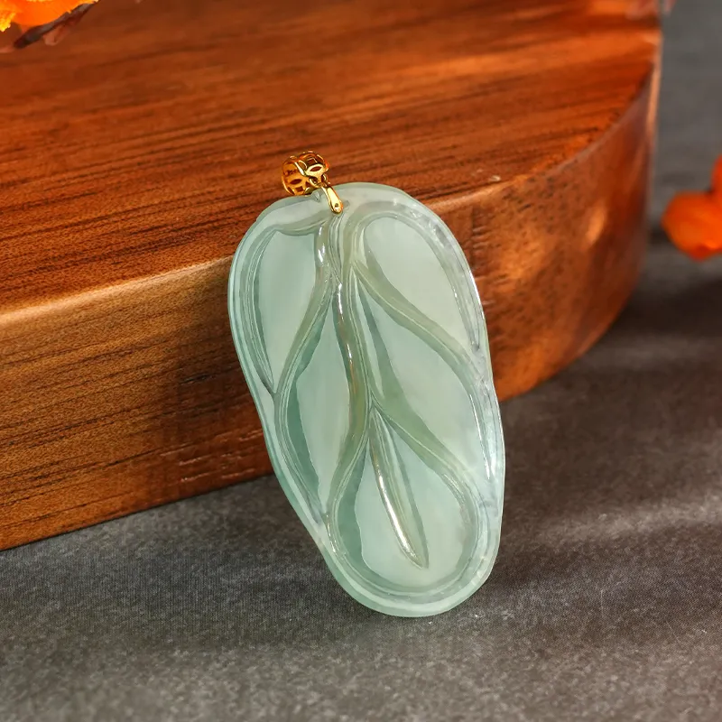 XIAOLIUJADE Ice Glutinous Jadeite Necklaces Unisex-4