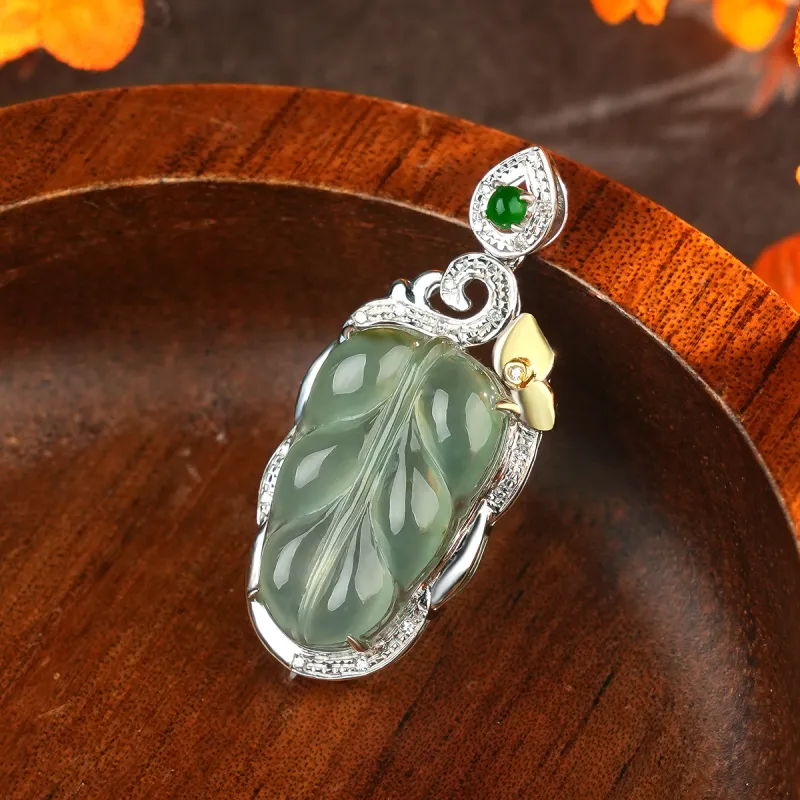 XIAOLIUJADE Ice Glutinous Jadeite Necklaces Unisex-1