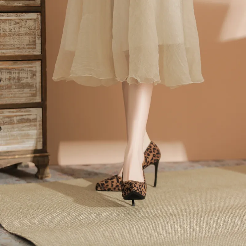 HKCP Slim Heel High Heels Women's Leopard Print-3
