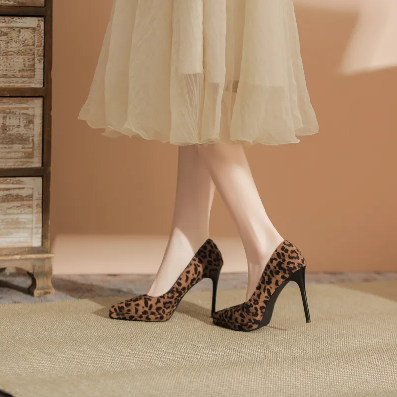 HKCP Slim Heel High Heels Women's Leopard Print-2