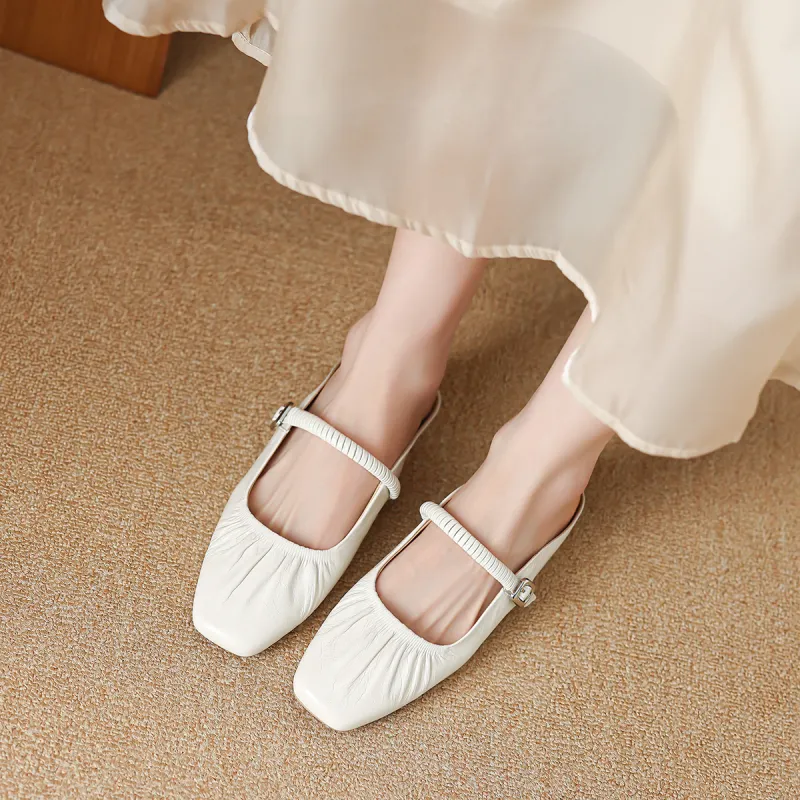 FMM Closed Toe Slippers Women's-1