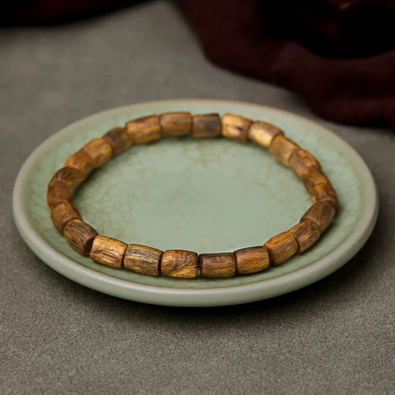 Treasure Club Agarwood Bracelets Unisex-1