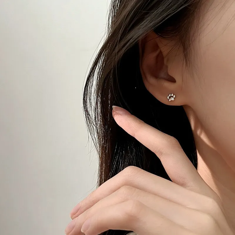 A CONG Studio S999 Silver Stud Earrings Women's-1