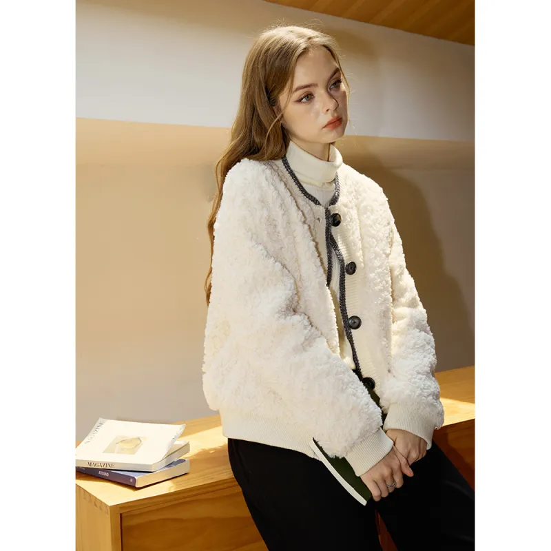 KUHNMARVIN Velvet feel Coat Women's White-5