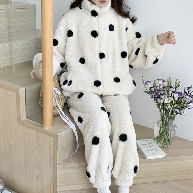 Qiao Ni Tong Pajama Set Women's Ecru-2