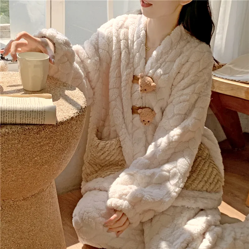Qiao Ni Tong Pajama Set Women's Ecru-3