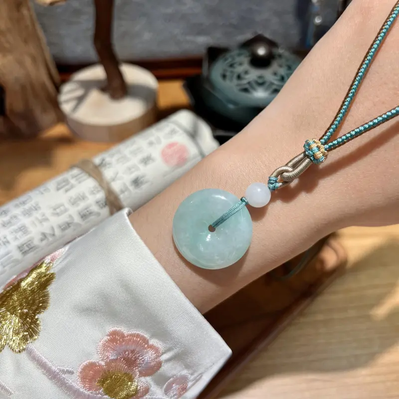 Abby's Wonderland Glutinous Jade Jadeite Necklaces Unisex-3