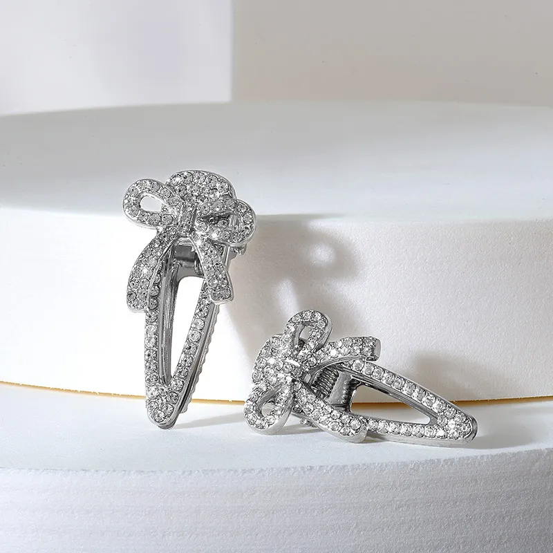 ROYALSASA Alloy Faux Crystal Edge Clip Women's-4