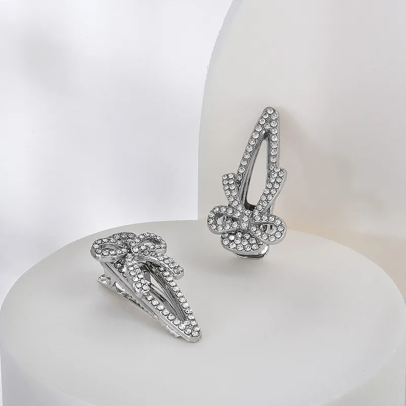 ROYALSASA Alloy Faux Crystal Edge Clip Women's-5