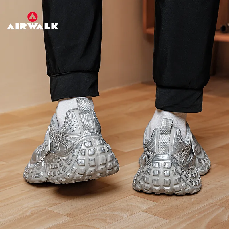 Airwalk Chunky Sneakers Men Low Top Ecru/Black-14