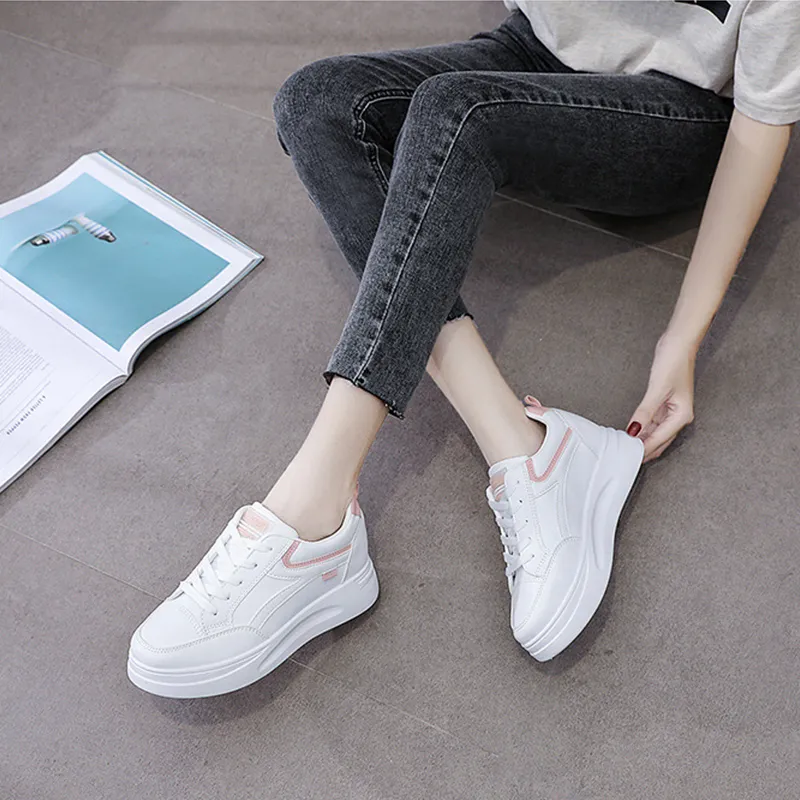 MABEL&CO Wear resistant And Lightweight Low Top Skateboard Shoes Women's-3