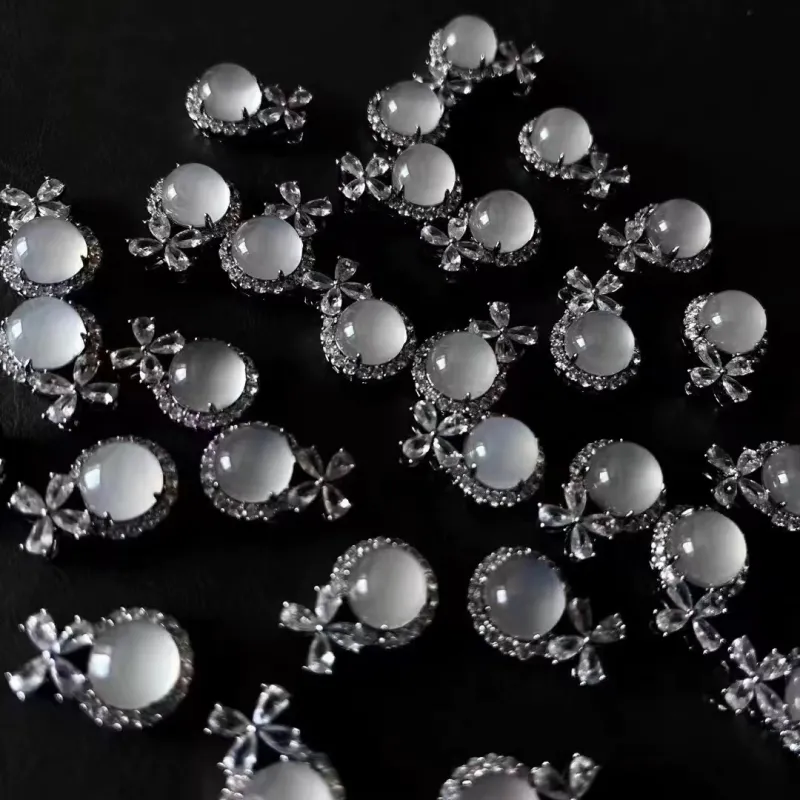 Yu Decheng Chalcedony Necklaces Women's-4