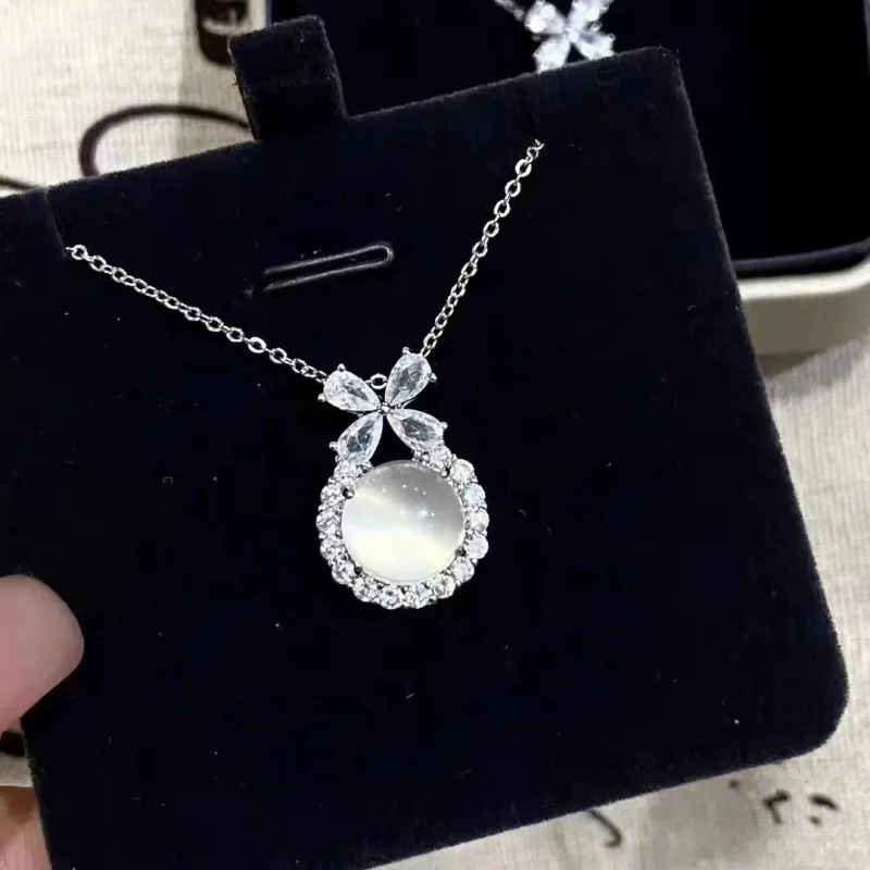 Yu Decheng Chalcedony Necklaces Women's-3