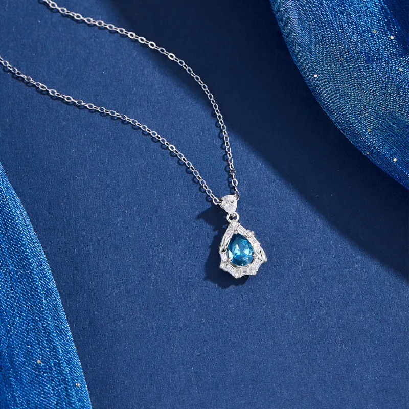 Lao Feng Xiang Topaz S925 Silver Necklaces Women's-6