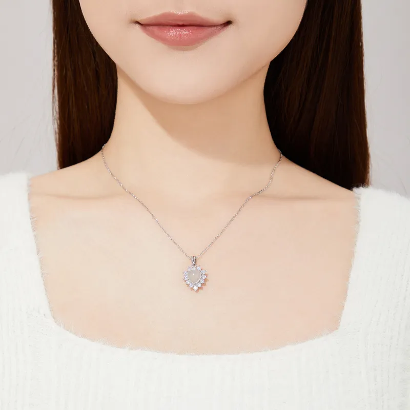 Lao Feng Xiang Chalcedony Necklaces Women's-1
