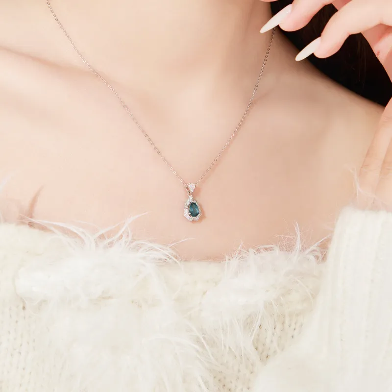 Lao Feng Xiang Topaz S925 Silver Necklaces Women's-3
