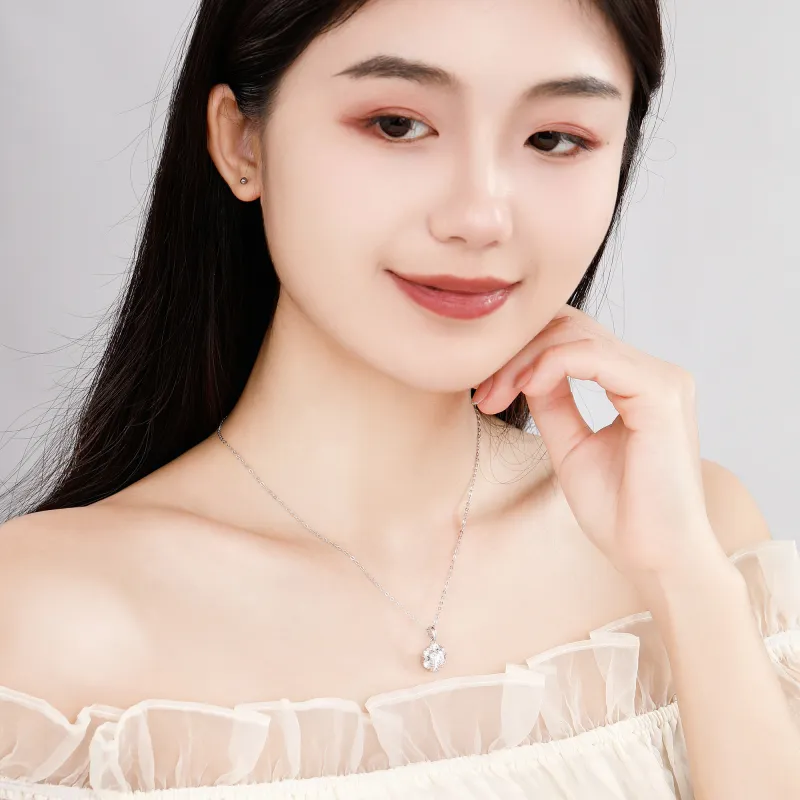 Lao Feng Xiang S925 Silver Necklaces Women's-6