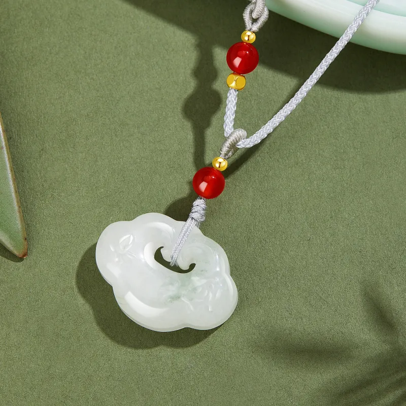 Lao Feng Xiang Natural Tianshan Jade Necklaces Women's-3