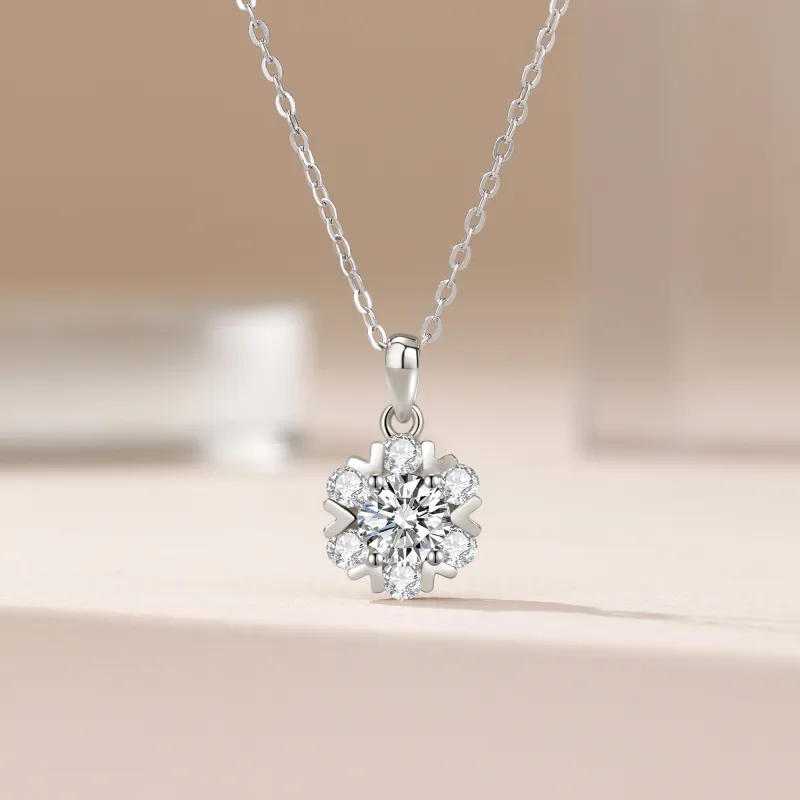 Lao Feng Xiang S925 Silver Necklaces Women's-1