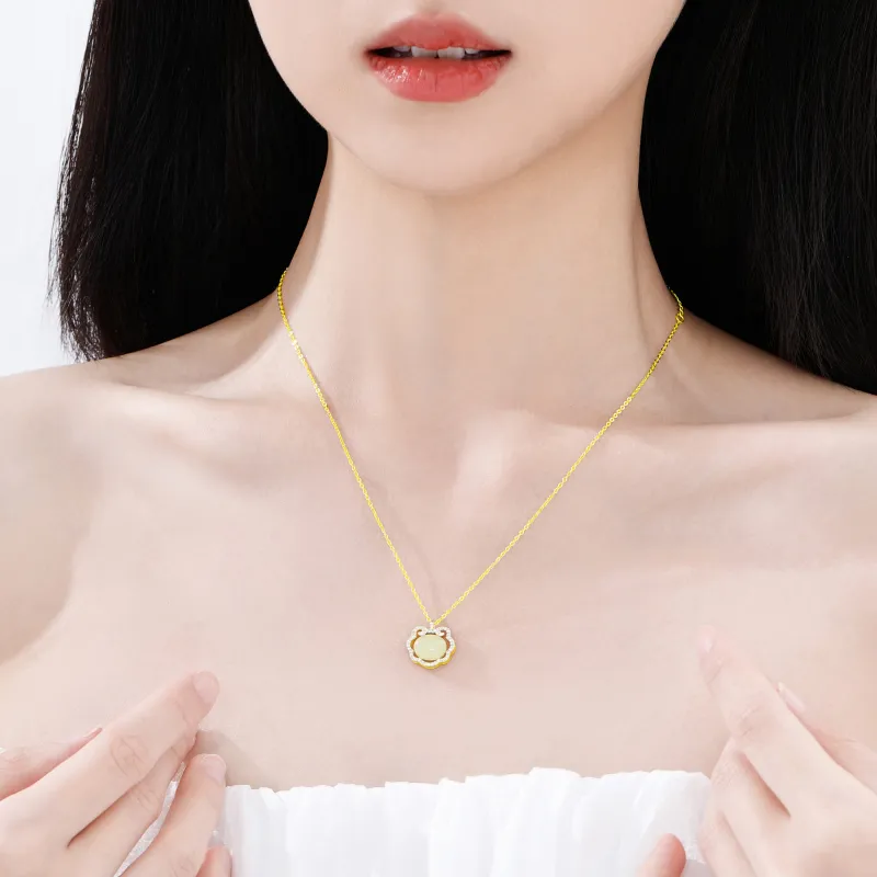 Lao Feng Xiang Necklaces Pale Greenish White Jade Women's-3