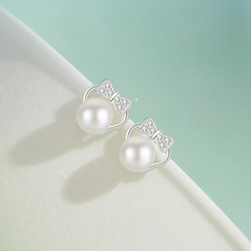 Lao Feng Xiang Pearl Stud Earrings Women's-1