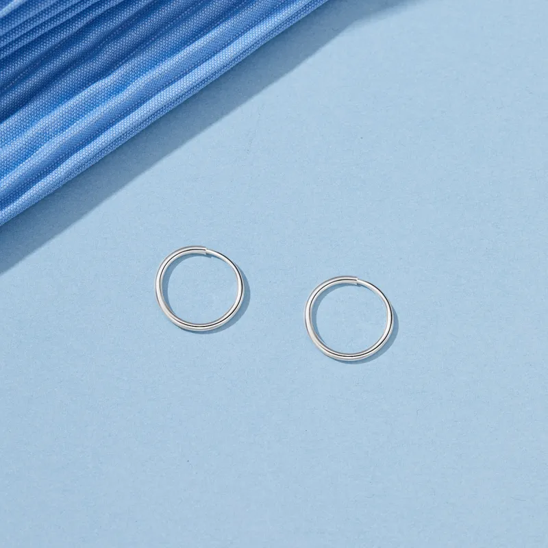 Lao Feng Xiang S999 Fine Silver Pair Of Stud Earrings Unisex-3