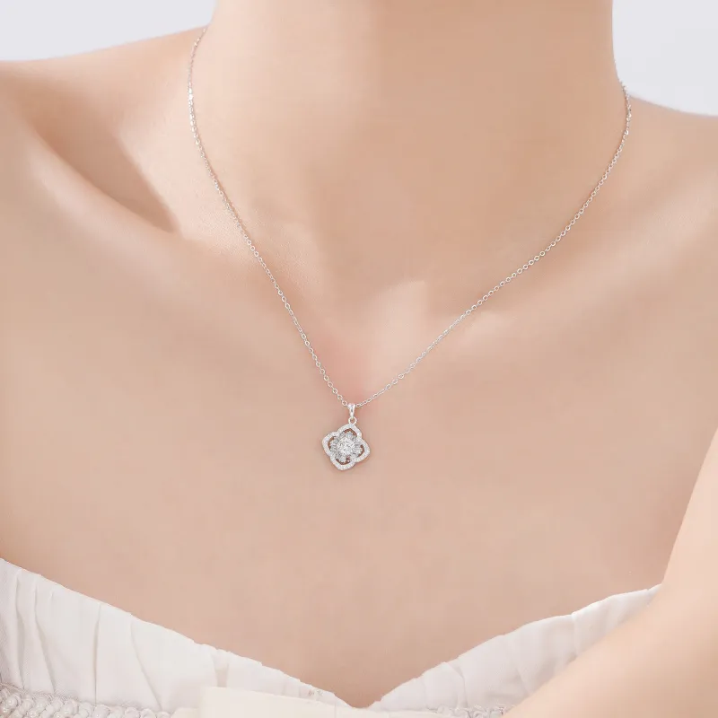 Lao Feng Xiang S925 Silver Necklaces Women's-2