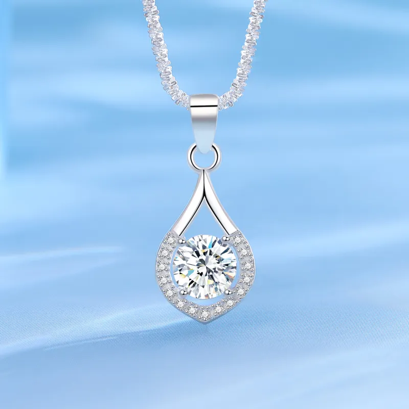 Lao Feng Xiang S925 Silver Necklaces Women's-3