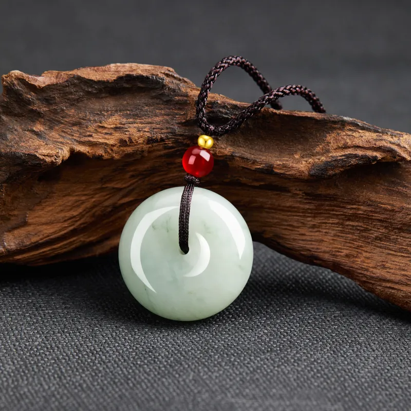 Lao Feng Xiang Tianshan Jade Necklaces Unisex-6