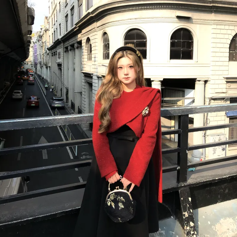 ANNIBUHUO Cropped Coats Women's Red-5